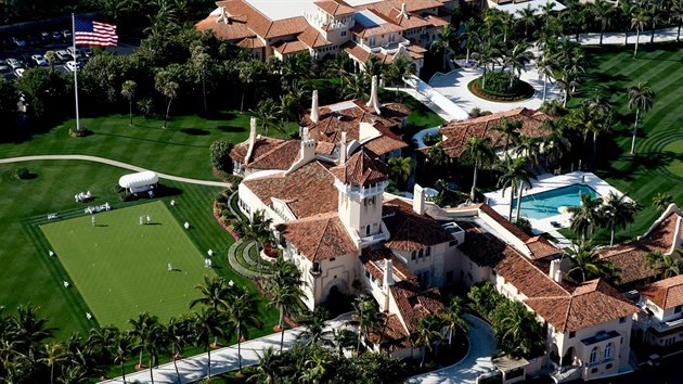 Trumpův floridský resort Mar-a-Lago na pohledu z letadla