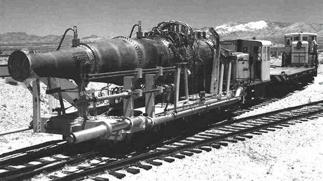 Jadern nporov motor Tory II-C
