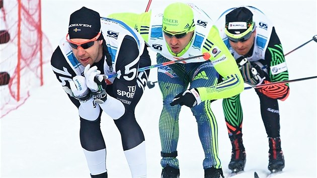 Český běžec na lyžích Stanislav Řezáč na trati Jizerské padesátky.