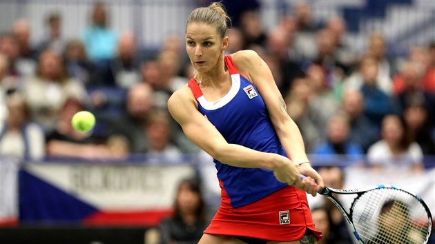 NPAH. Karolna Plkov v utkn Fed Cupu proti Lae Arruabarrenaov