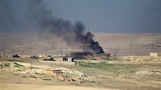 Irácké jednotky nedaleko západních tvrtí Mosulu (19. února 2017)