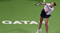 Karolína Plíková bojuje ve finále turnaje v Dauhá.