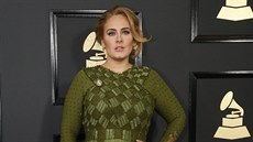 Adele na udílení cen Grammy (Los Angeles, 12. února 2017)