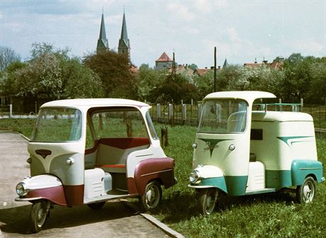 V roce 1961 postavili uni z Karosy osobn a nkladn tkolku, jako zklad jim...