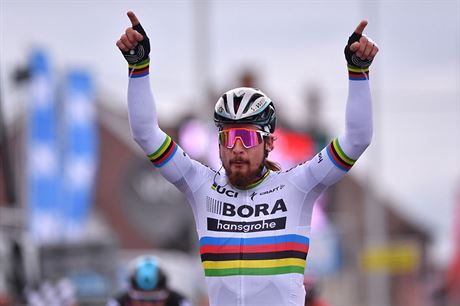 Peter Sagan slaví první výhru sezony v belgické klasice Kuurne Brusel Kuurne.