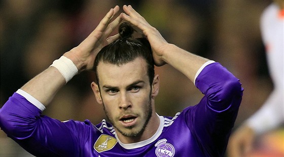 Neastný výraz Garetha Balea z Realu Madrid po nevyuité anci ke skórování.