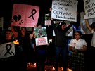 Obyvatelé Salvadoru truchlí za hrocha Gustavita (27. února 2017)