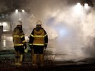 Policie a hasii museli v pondlí veer zasahovat ve tvrti Rinkeby (20. února...