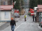 Výbuchy ve strojírnách u Poliky zranily 19 lidí