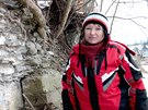 Archeolo�ka Martina Bekov� u poz�statk� zanikl�ho hradu ve Vamberku na...