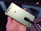 Huawei P10 Plus na veletrhu MWC v Barcelon