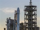 Raketa Falcon 9 od Space X ped startem v sobotu 18. 2. 2017