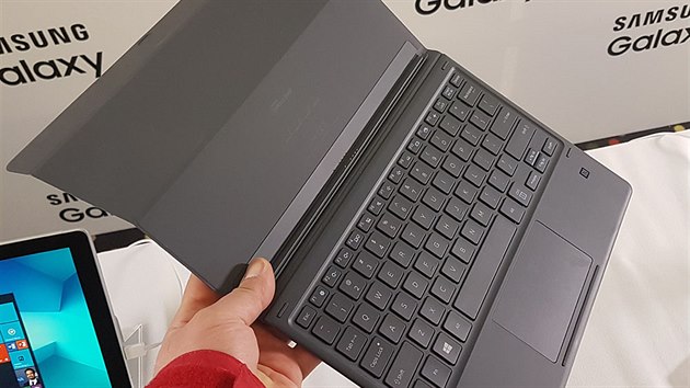 Tablety Samsung Galaxy Book