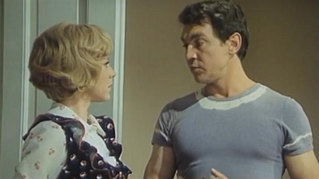 Jaroslava Obermaierová a Jiří Krampol v seriálu Tajemství proutěného košíku (1977)