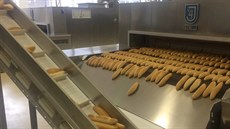 Rosická pekárna zvládne vyrobit 50 tisíc rohlík za hodinu