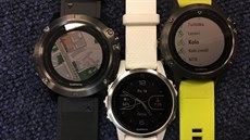 T�i modely nové generace Garmin Fenix 5 p�kn� pohromad�.