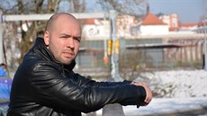 Stíhaný Policista z Doks Ond�ej Bína �elí ob�alob� za zneu�ití svých pravomocí....