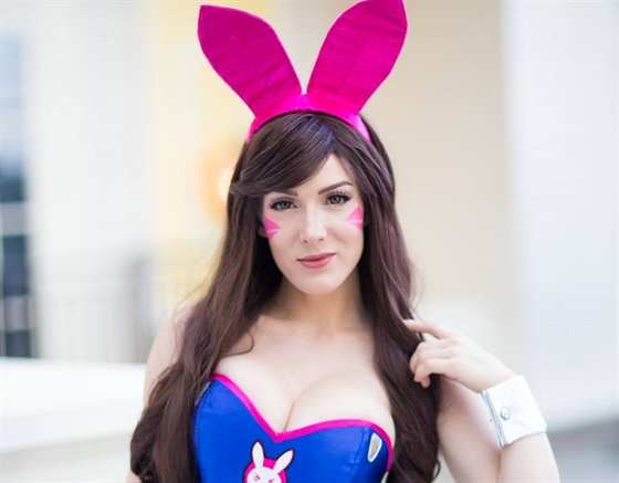 Kristen Hughey jako Bunny D.Va (Overwatch)