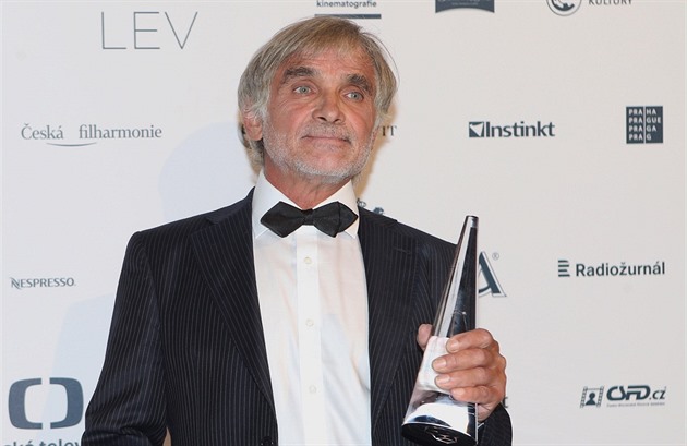 Audioknihou roku je Kmotr v podání Oldřicha Kaisera. Zvláštní cenu má Medvecká