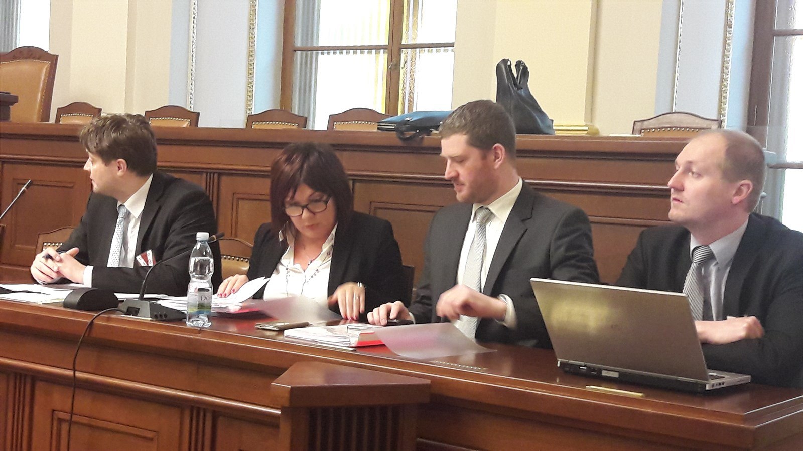 Nám�stkyn� ministra financí Alena Schillerová a její poradce Jan Blecha