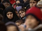 Lidé, kteí uprchli ped boji o západní Mosul (26. února 2017)