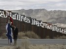 Plot na hranicích Mexika s USA