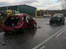 Nehoda u Lochenic na Hradecku si vy��dala jednu ob� a p�t zran�n�ch (6.3.2017).