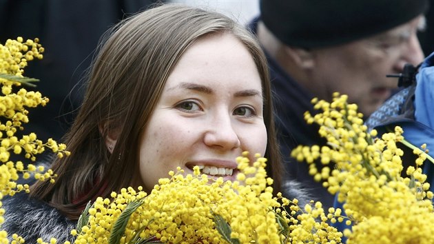Rusové slaví Mezinárodní den žen (8. března 2017)
