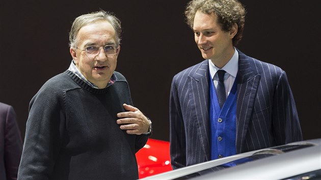 Sergio Marchionne a John Elkann na autosalonu v Ženevě
