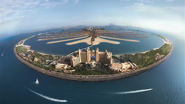 Ob umle vybudovan ostrov Palm Jumeirah,