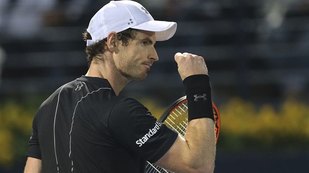 Andy Murray slav postup do semifinle turnaje v Dubaji.