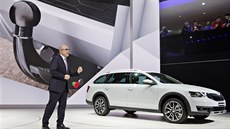 Šéf automobilky Škoda Auto Bernhard Maier představil na tiskové konferenci 7....