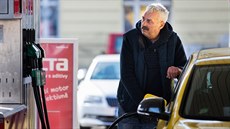 Benzina přejmenovala benzin Natural 95 na Efecta 95. | na serveru Lidovky.cz | aktuální zprávy