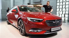 Premiéra Opelu Insignia na �enevském autosalonu