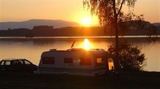 Camping Olina v blízkosti obce erná v Poumaví. Romantika na behu Lipna.