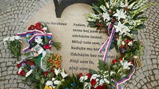 Slavnostní odhalení pomníku Milady Horákové ve Sněmovní ulici (16. listopadu...