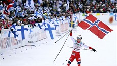 Marit Björgenová slaví norský triumf v závodu �tafet b�ky� na ly�ích na...