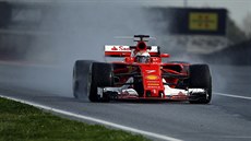 Kimi Räikkönen na testovacím okruhu v Barcelon