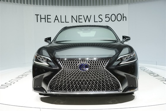 Lexus LS500h