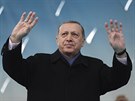 Turecký prezident Recep Tayyip Erdogan na mítinku v západní provincii...