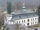 Mezi ohroené památky patí v Brandýse nad Orlicí také zámek. Po zborcení...