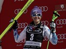 árka Strachová slaví druhé místo ve slalomu ve Squaw Valley.