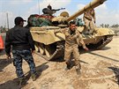 Irácké vládní jednotky u dobyly asi tetinu západního Mosulu, jejich postup...