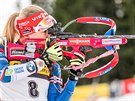 STOJKA. Eva Puskaríková pi stelb ve sprintu v Oslu
