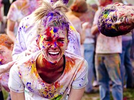 Při Color runu si můžete užít bláznění s barvami, bavit se skvěle budou i děti