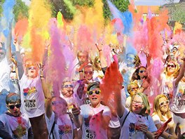 The Color Run: při běhu můžete sami namíchat paletu barev, která zůstane ve...