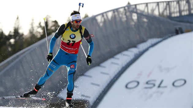 Martin Fourcade na trati sprintu v Oslu