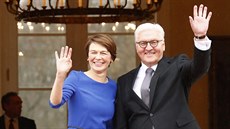 Steinmeier v nedli pevzal prezidentský úad na berlínském zámku Bellevue,...