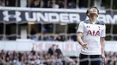 Son Heung-Min z Tottenhamu lituje nepromnné ance v zápase anglické ligy...