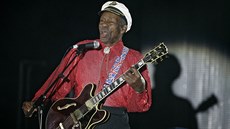 Americký zpvák a kytarista Chuck Berry (na snímku v roce 2009)